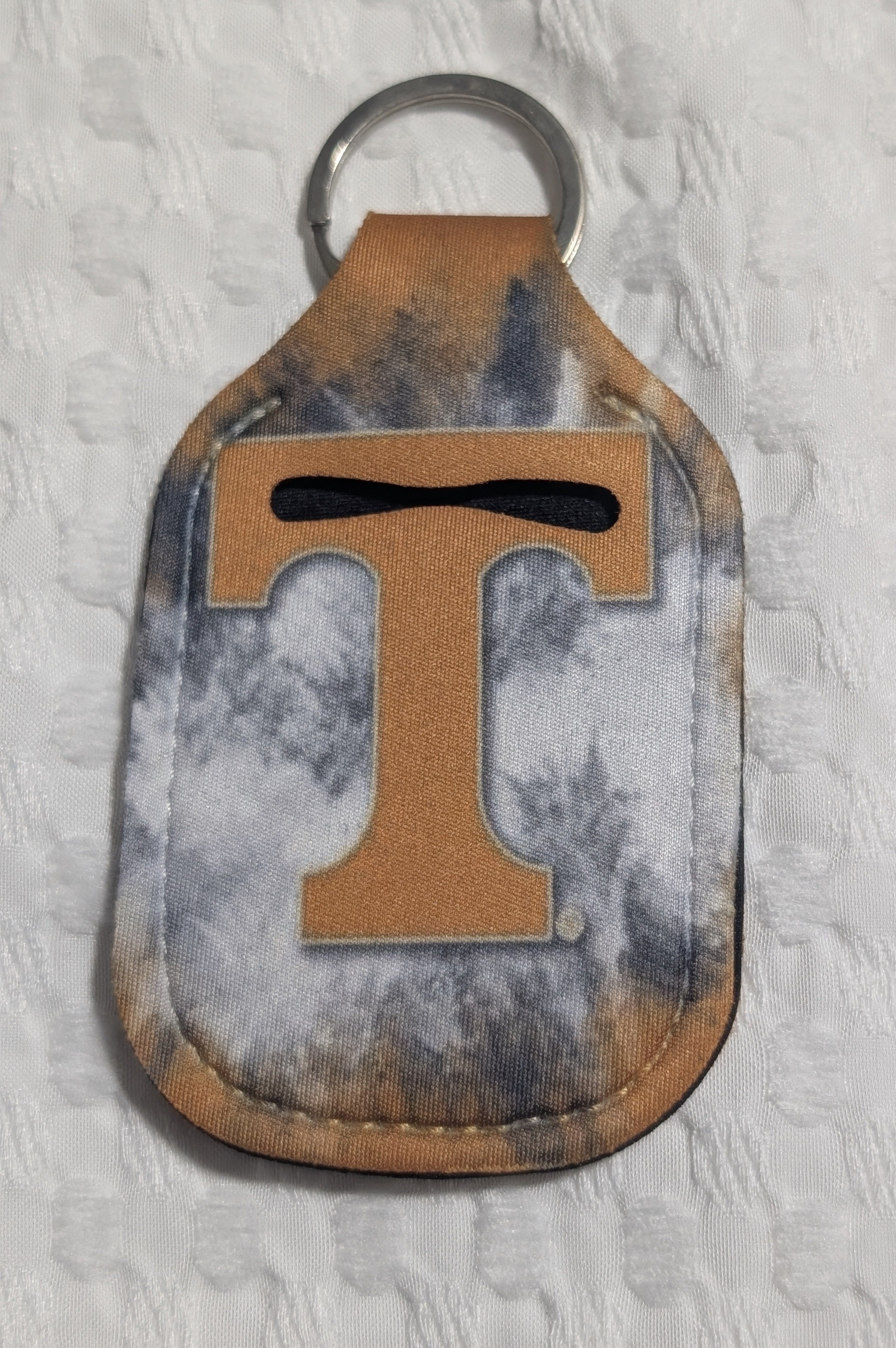 Tennessee Volunteers – Neoprene Hand Sanitizer Holder Keychain